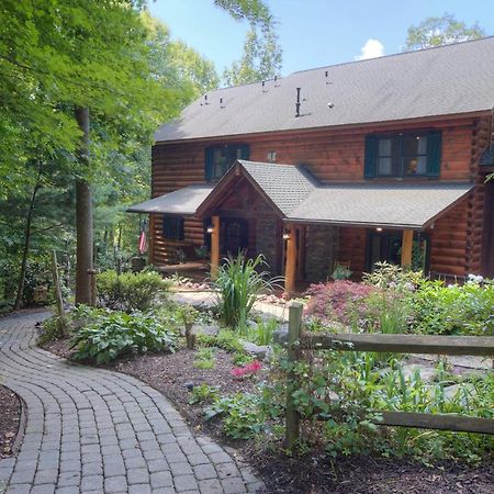Lazy Bear Lodge Valle Crucis Εξωτερικό φωτογραφία