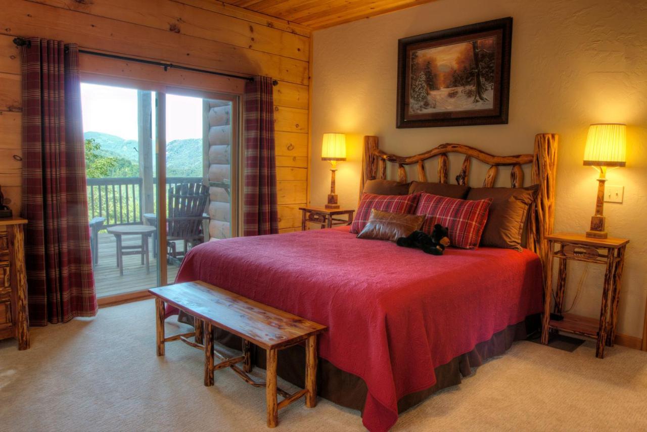 Lazy Bear Lodge Valle Crucis Εξωτερικό φωτογραφία