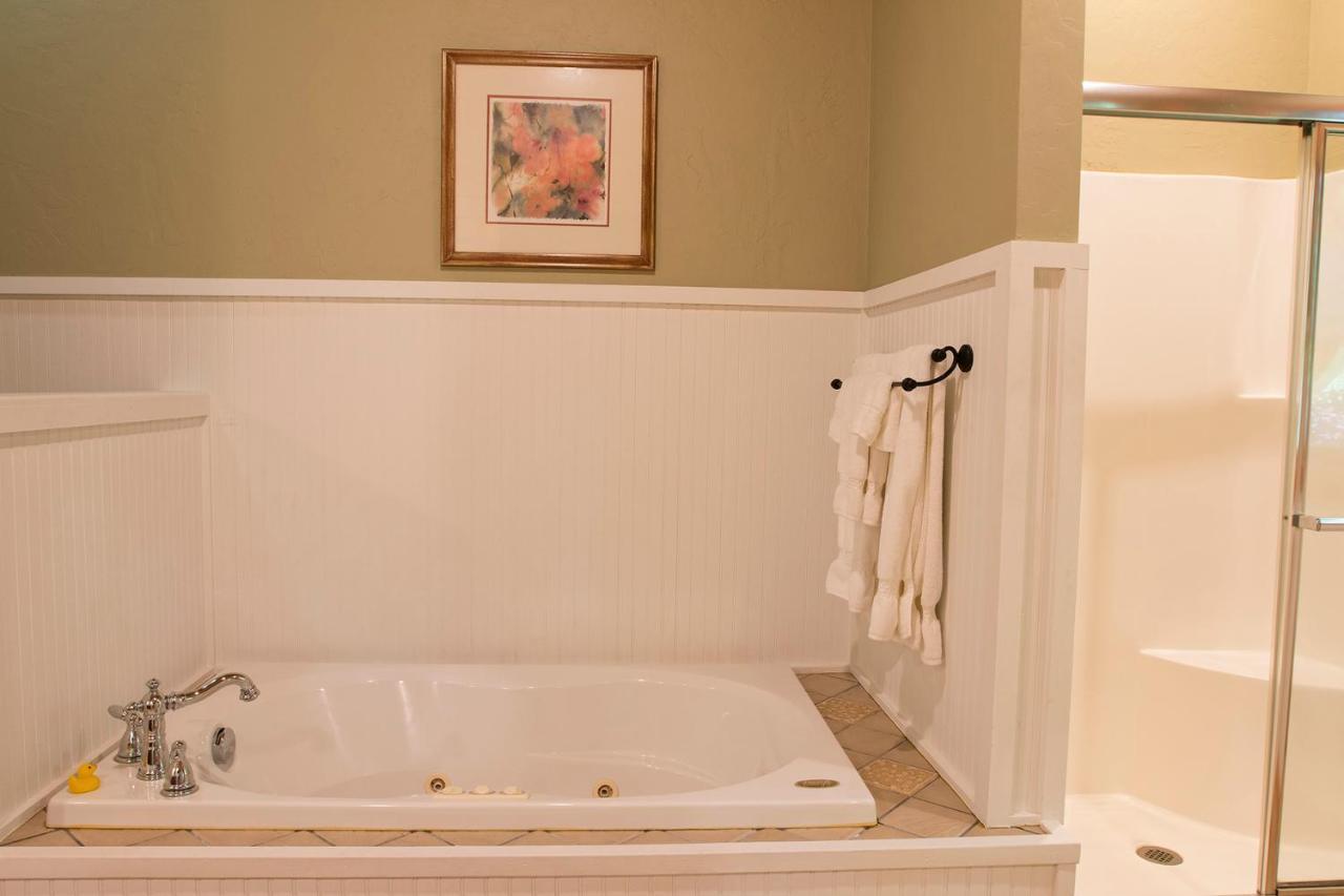 Lazy Bear Lodge Valle Crucis Εξωτερικό φωτογραφία