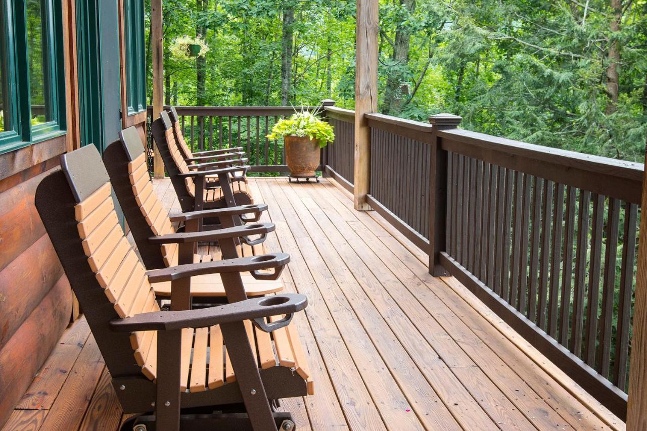 Lazy Bear Lodge Valle Crucis Εξωτερικό φωτογραφία